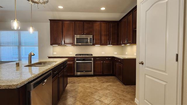 Building Photo - 117 Pleasant Hill Ln