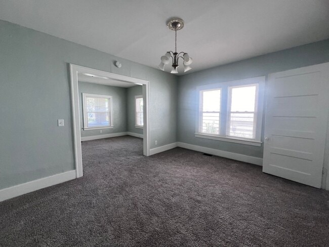 Building Photo - 1054 Ionia Ave SW