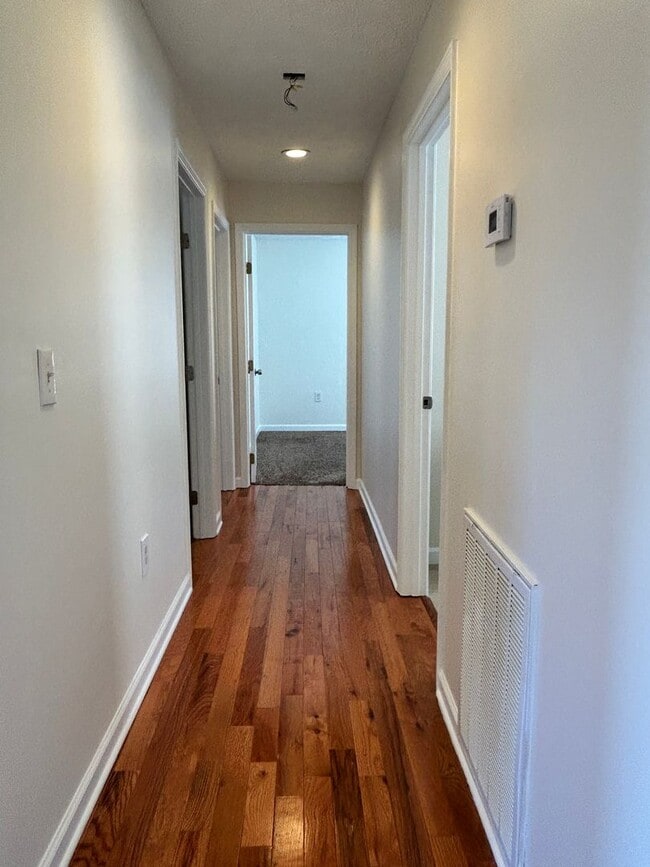 Building Photo - 2128 Fir St