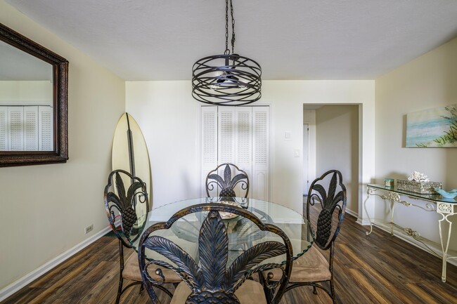 Building Photo - 1200 Marine Way