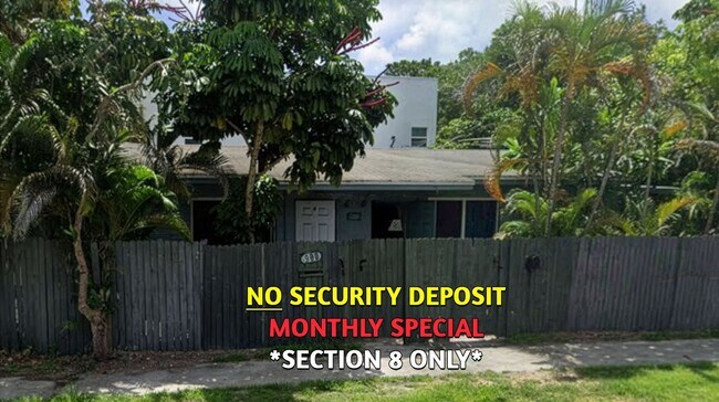 Primary Photo - 900 Riverside Dr