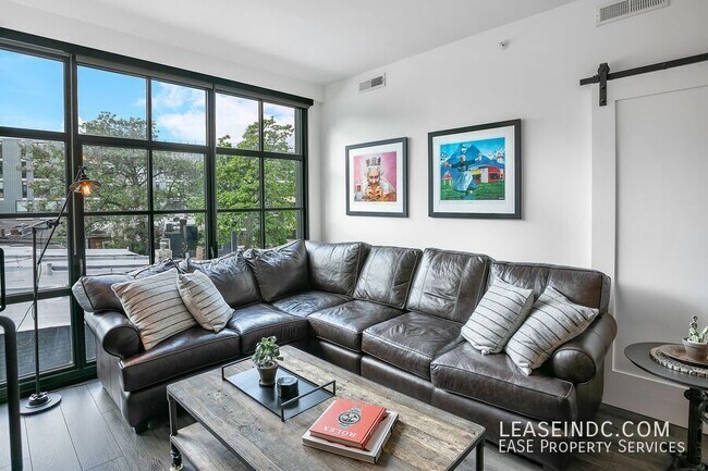 Building Photo - 2030 8th St NW