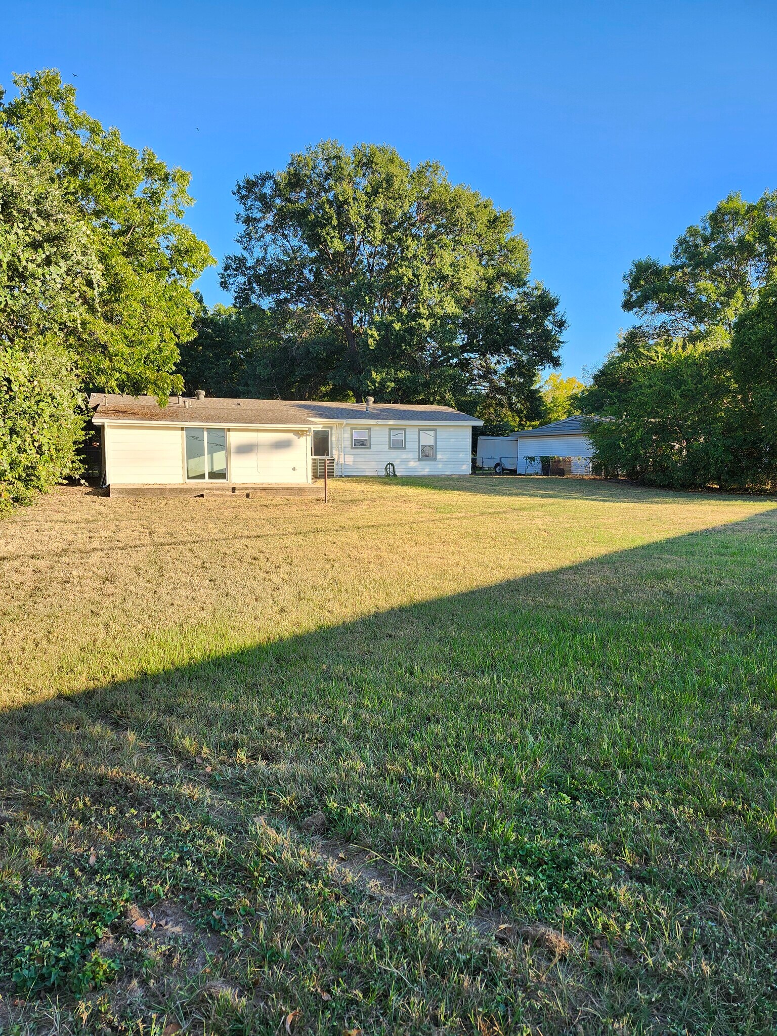 Backyard - 1602 Ravenwood Dr