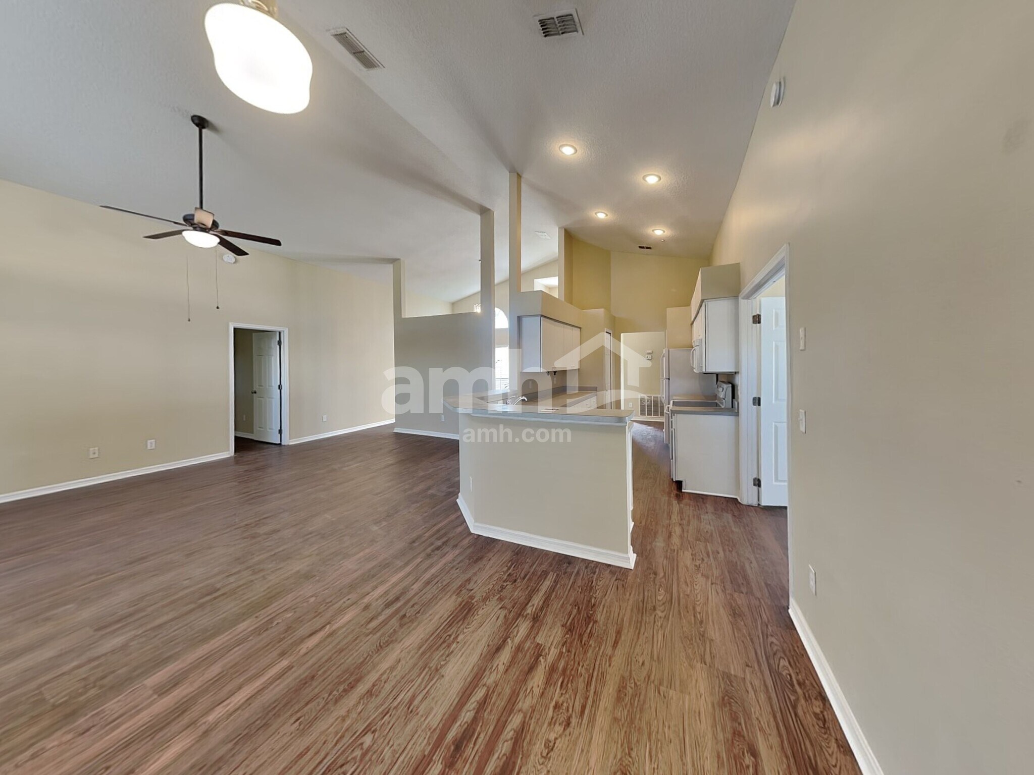 Building Photo - 321 Sterling Lake Dr