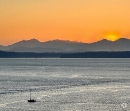 Building Photo - 2 bedroom in Seattle WA 98101