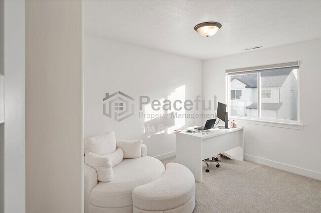 Building Photo - 4322 W Notch Peak Ln