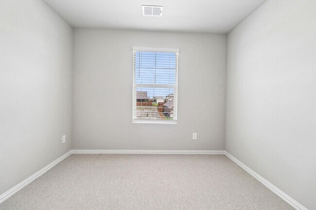 Building Photo - 6206 Castamere Dr