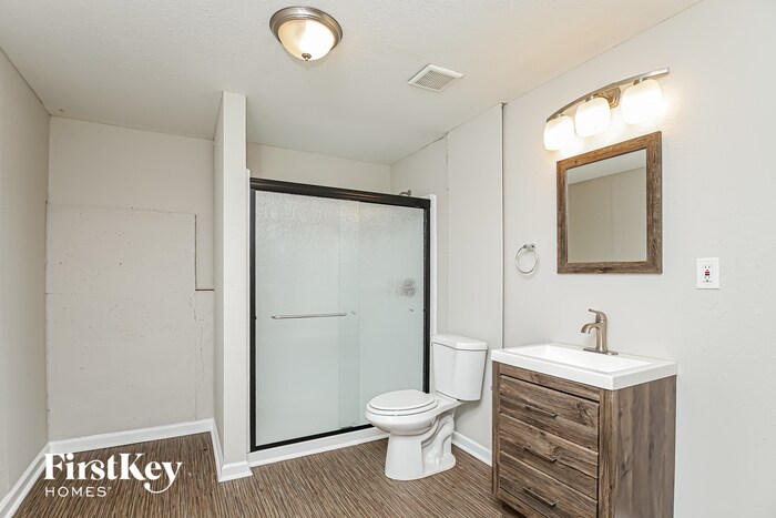 Building Photo - 176 Darbys Run Ct