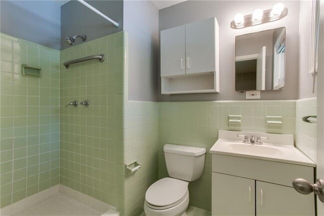 Building Photo - 1863 Merrimac Ct NE