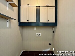 Building Photo - 315 Scotty Dr