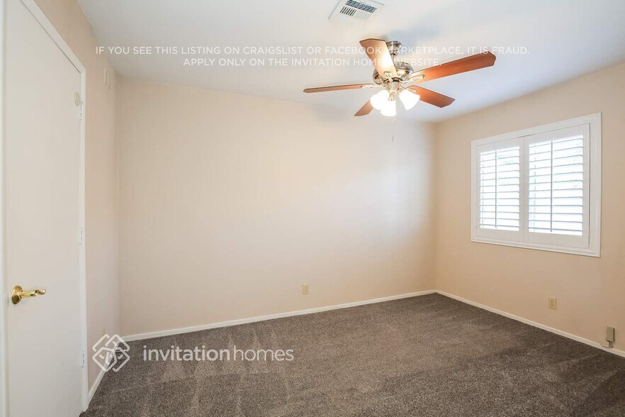 Building Photo - 2116 Running River Rd