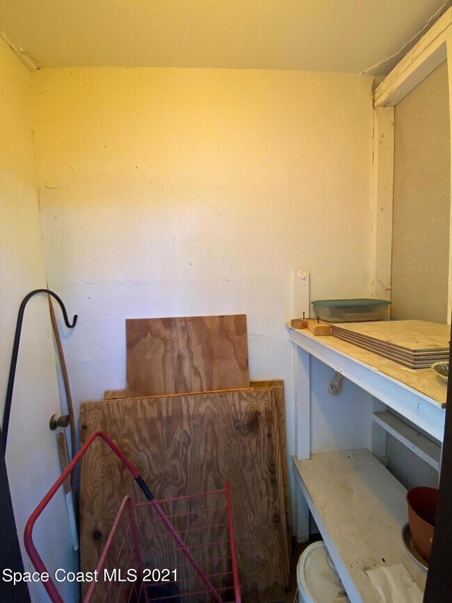 Building Photo - 3135 Shady Dell Ln