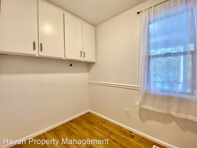 Building Photo - 3 br, 2.5 bath House - 28803 184th Pl Se