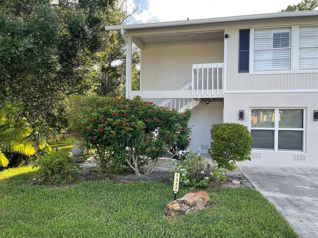 Building Photo - 1337 Center Ln