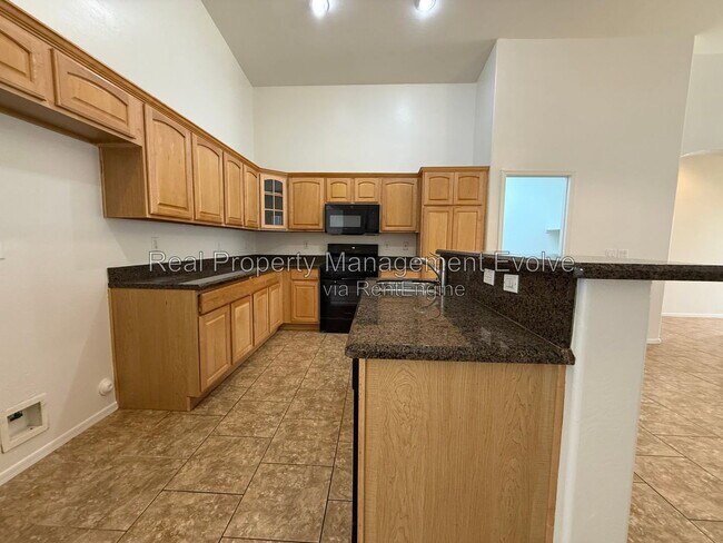 Building Photo - 4417 W St Kateri Dr