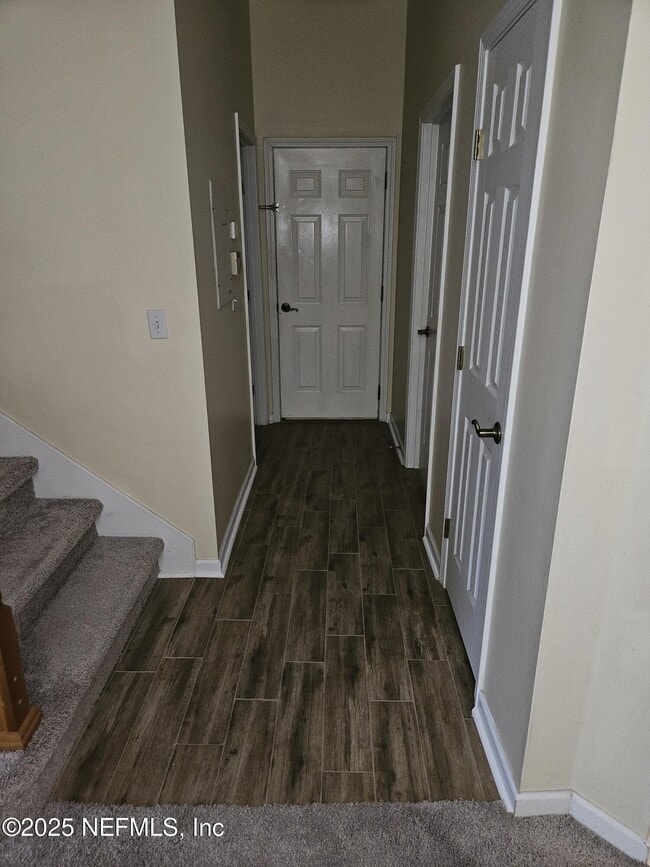 Building Photo - 2151 Stone Creek Dr