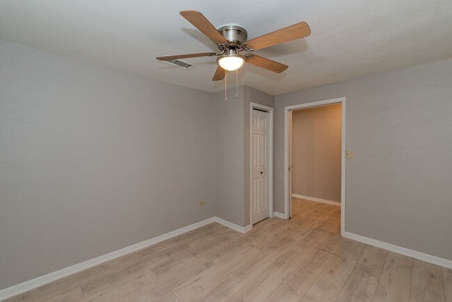 Building Photo - 1191 Park Meadow Dr