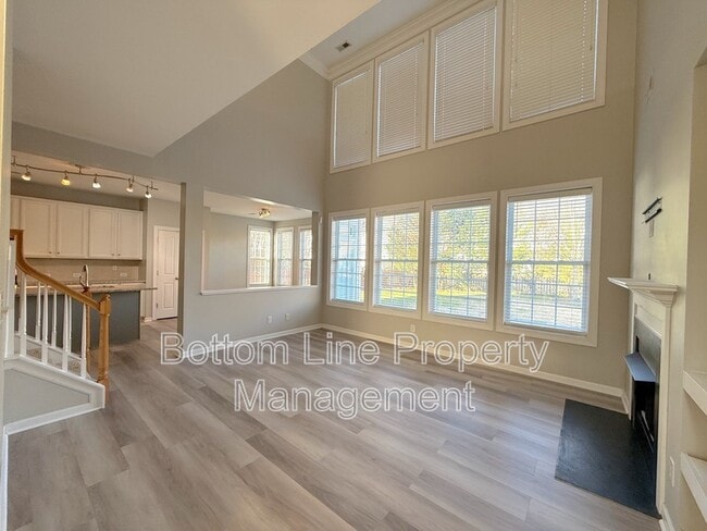 Building Photo - 12430 McAllister Park Dr