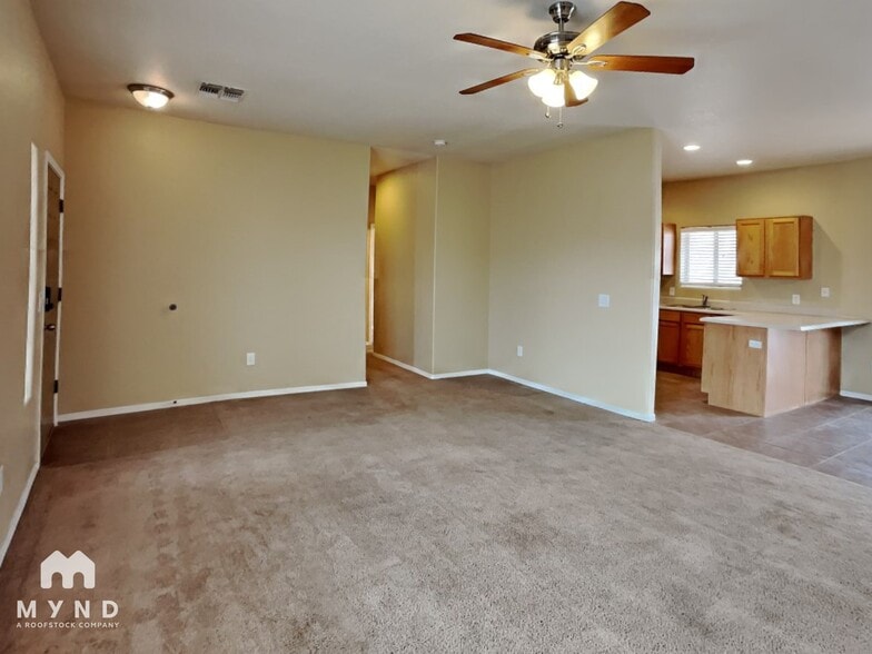 Building Photo - 14554 S Avalon Rd