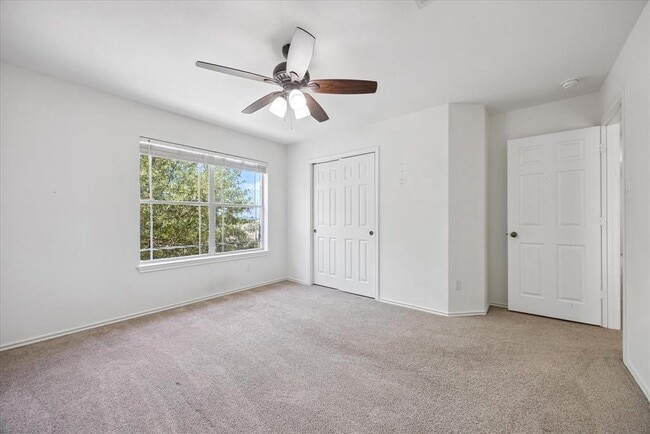 Building Photo - 43 White Magnolia Cir