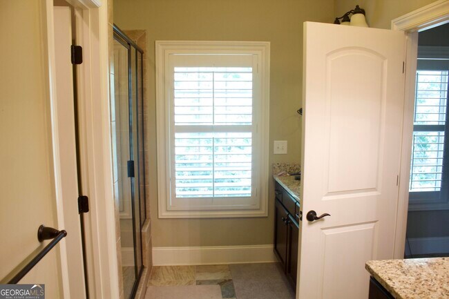 Building Photo - 2559 Willow Fld Xing
