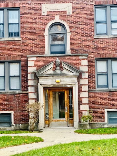 Building Photo - 7601 S Prairie Ave