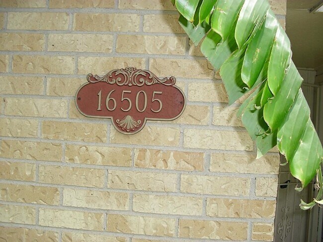 Building Photo - 16505 Monte Carlo Ln