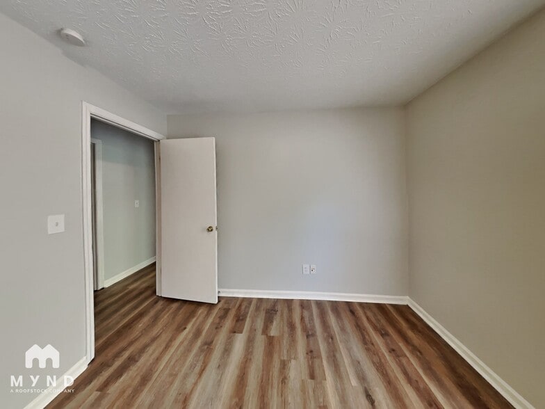 Building Photo - 2664 Bomar Rd