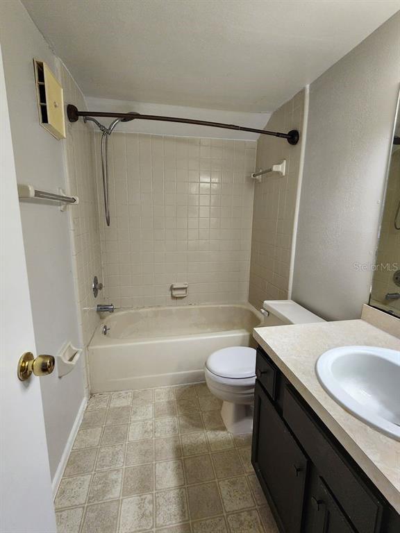 Building Photo - 2760 Gray Fox Ln