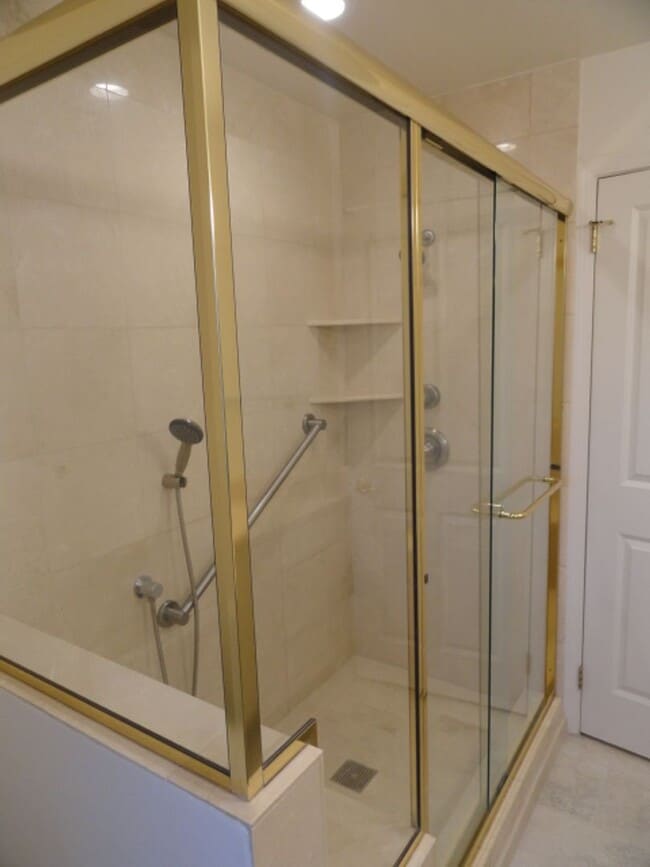 Building Photo - Condo in Active Adult Community