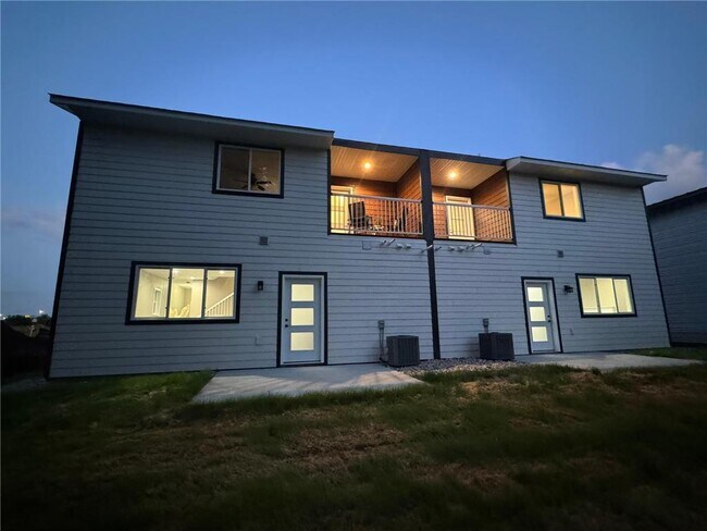 Building Photo - 119 Renet Path