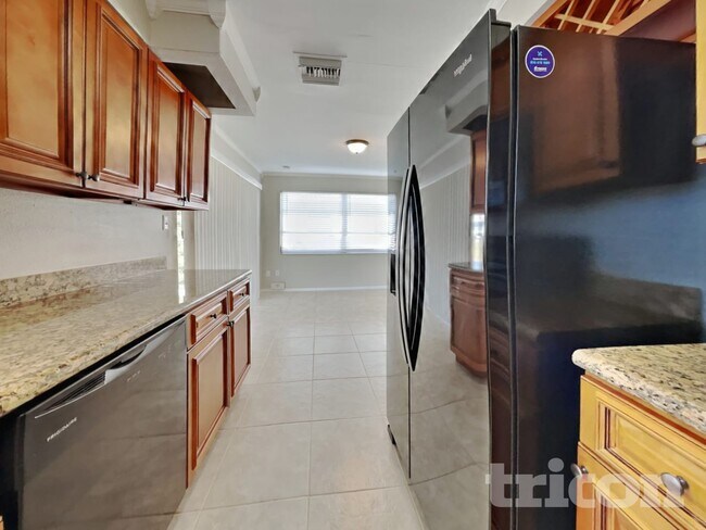 Building Photo - 2166 Timber Lane Clearwater FL