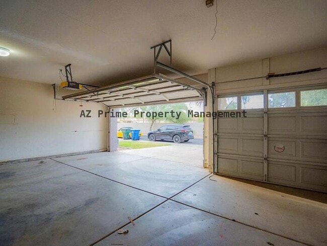 Building Photo - 5501 E Shea Blvd