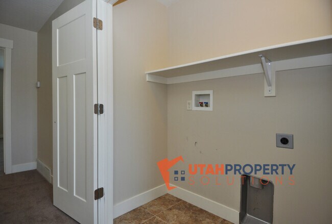 Building Photo - 1752 Winford Dr