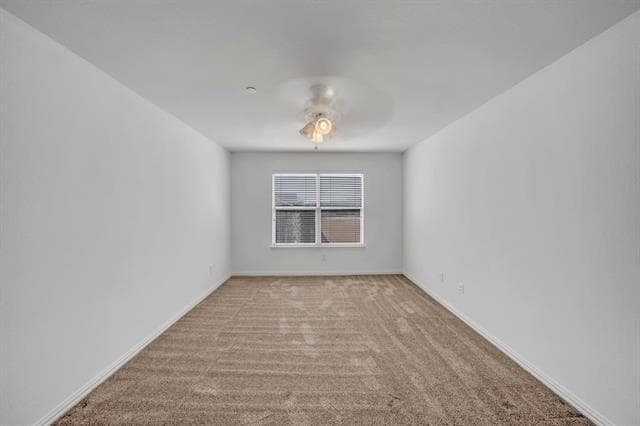 Building Photo - 908 Englewood Ln