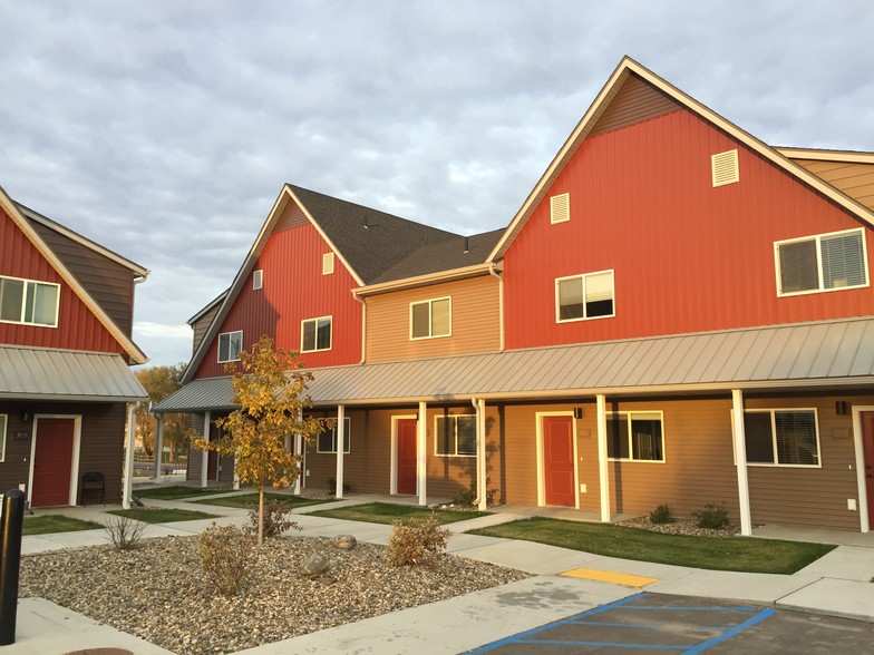 Primary Photo - The Birches Townhomes