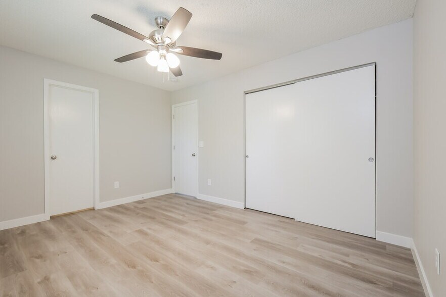 Building Photo - 5763 S Quatar Cir