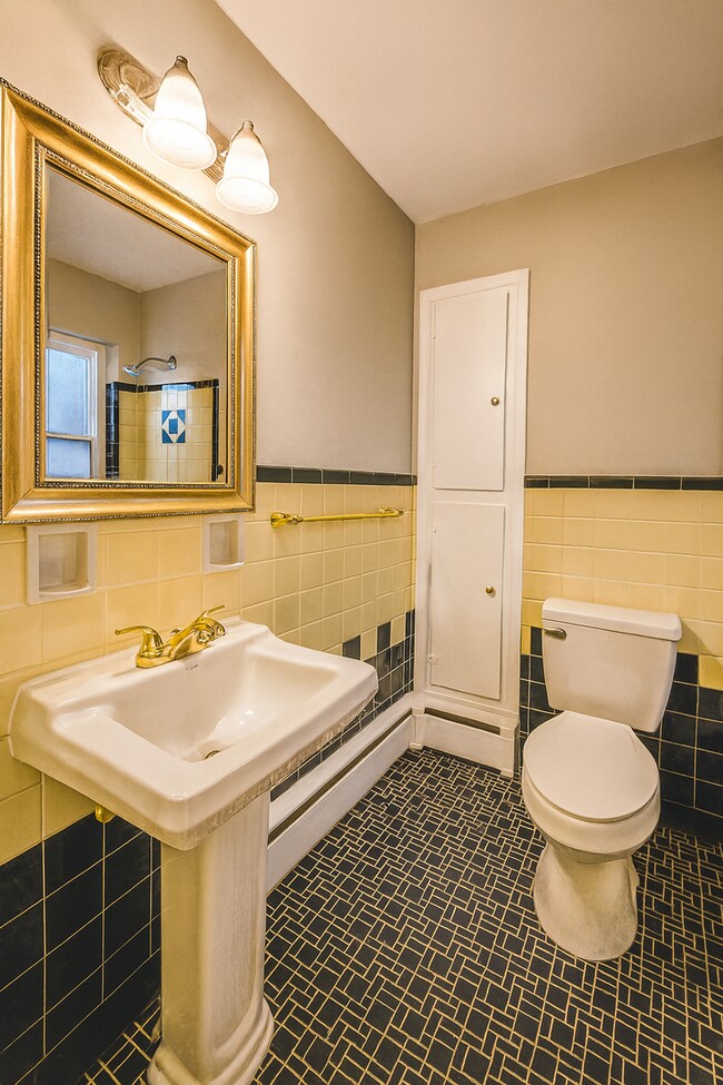 Interior Photo - Marsue apartments