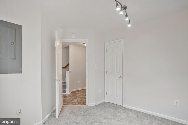 Building Photo - 7929 Canter Ct