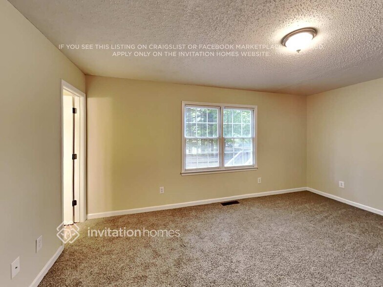 Building Photo - 113 Cedar Creek Dr