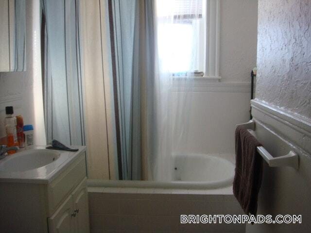 Building Photo - 10 Lothian Rd