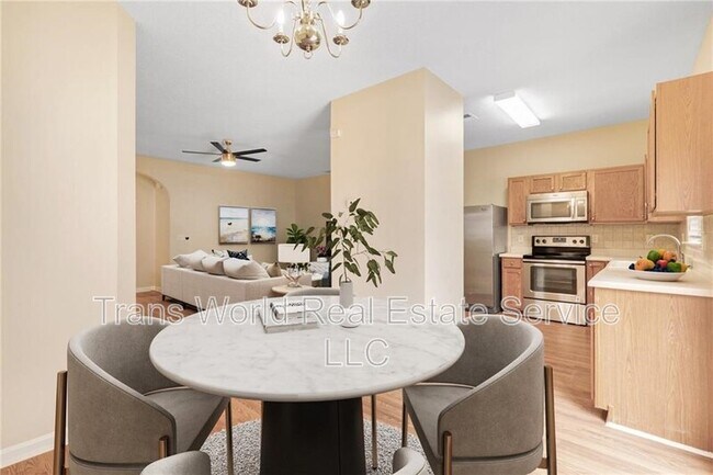 Building Photo - 1102 Pleasant Oaks Ct