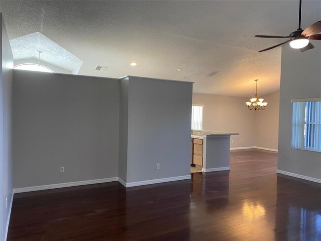 Building Photo - 805 Magnolia Creek Cir