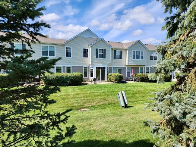 Building Photo - 1904 Cobblestone Dr