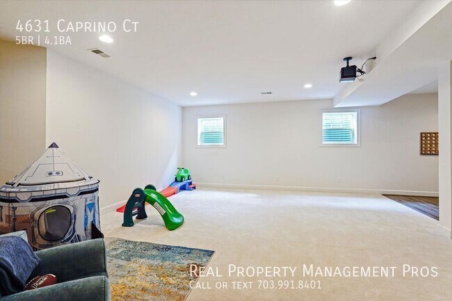 Building Photo - 4631 Caprino Ct