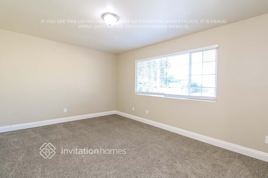 Building Photo - 4430 Bollenbacher Ave