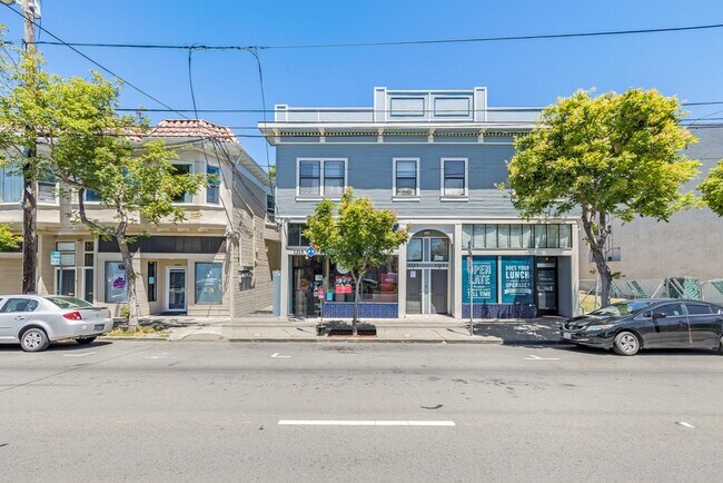 Building Photo - 1211 Lincoln Ave