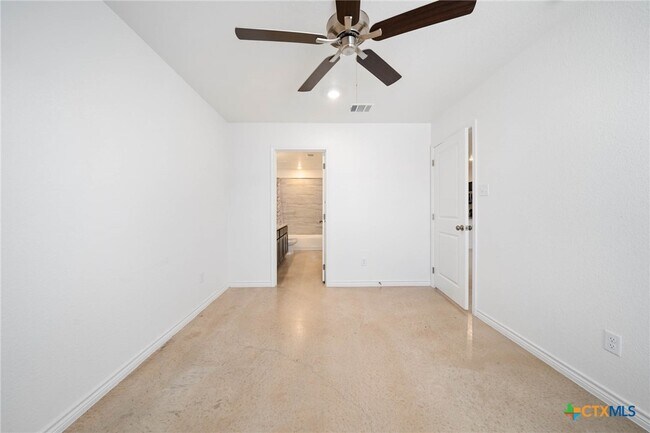 Building Photo - 1254 Lehmann Dr