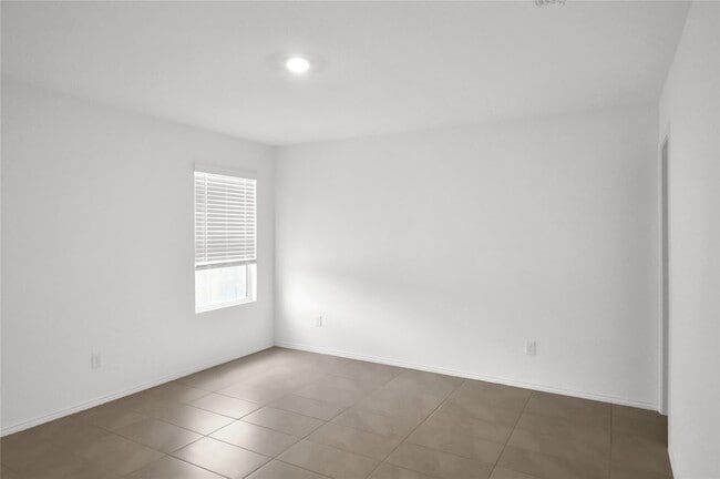 Building Photo - 7608 Bluebell Ln