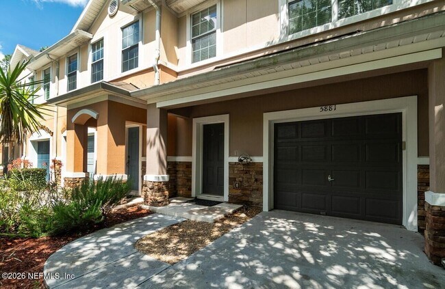 Building Photo - 5881 Moonstone Ct